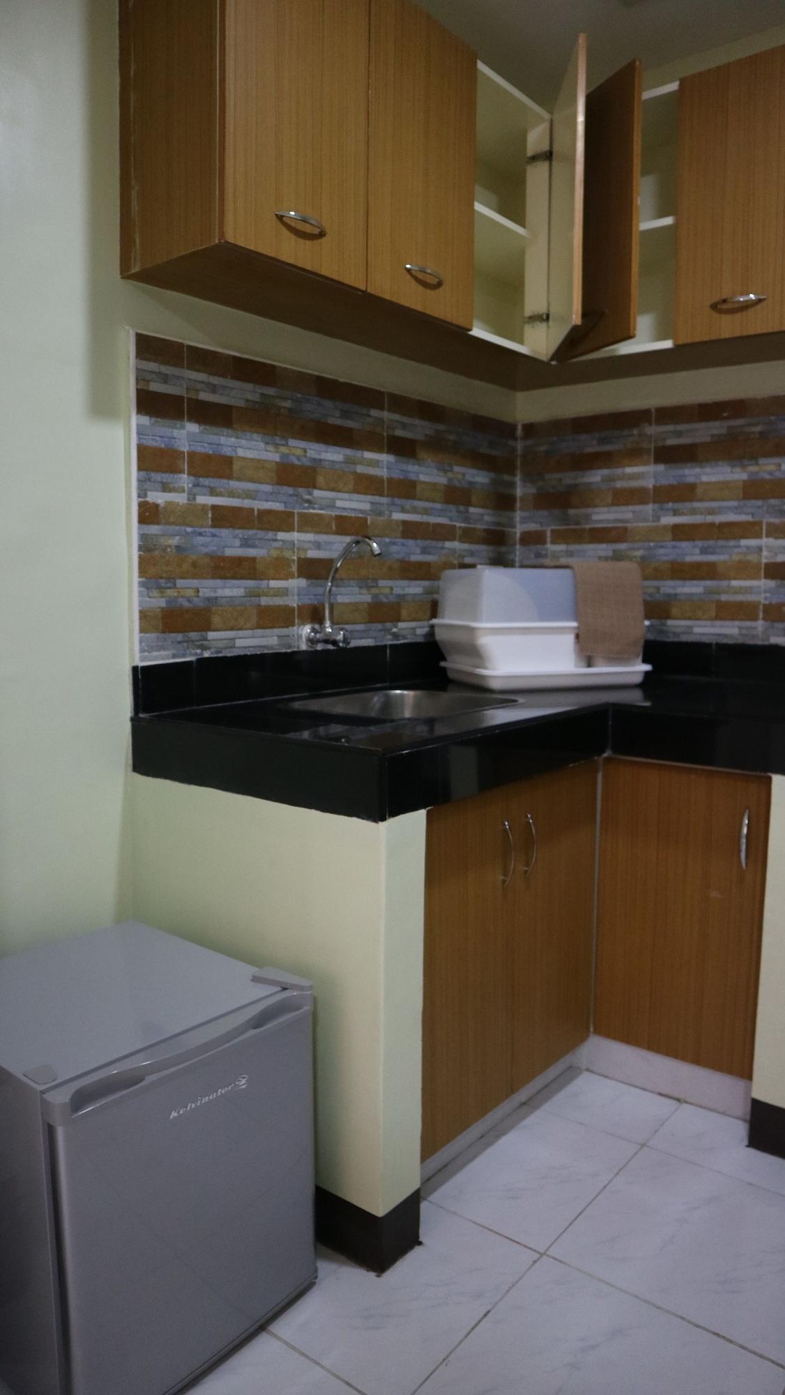 Doniti Suites And Events Place Mandaluyong Exteriör bild